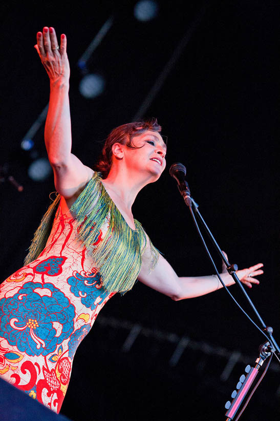 Catherine Ringer live op Brussels Summer Festival in België op 12 augustus 2012