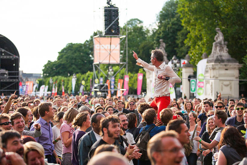 Didier Wampas live op Brussels Summer Festival in België op 9 augustus 2013