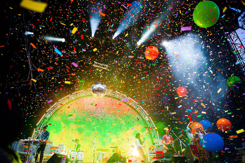 The Flaming Lips live op Dour Festival in België op 15 juli 2012