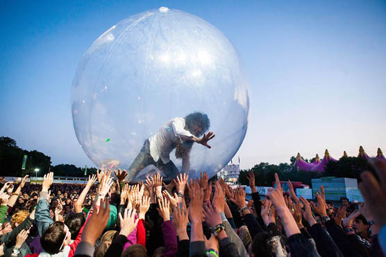The Flaming Lips op Dour Festival